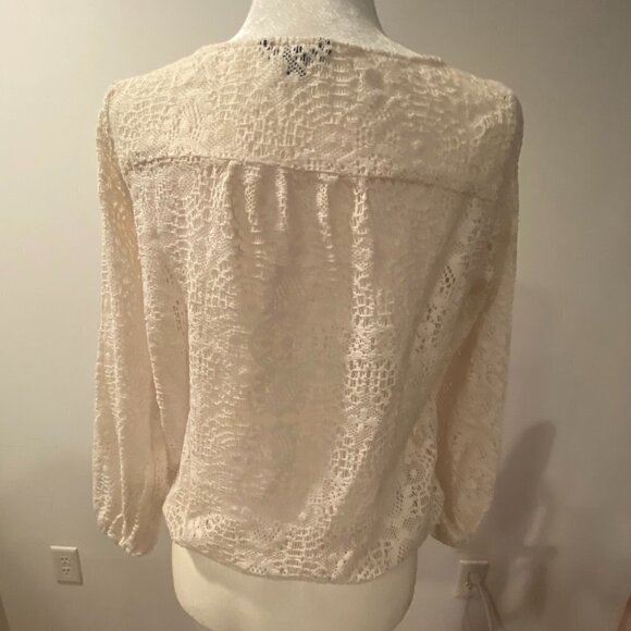 American Eagle Women's Lace Pullover Top Size XS - Picture 2 of 9